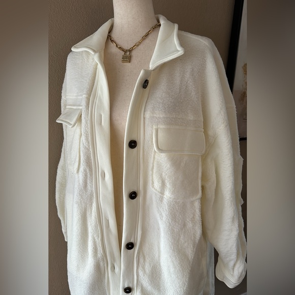 Fleece longline  button down coat in ivory - Picture 4 of 6